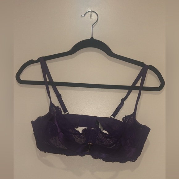 BNWOT 💫 Lacy Purple Bra 😍 - Picture 7 of 9